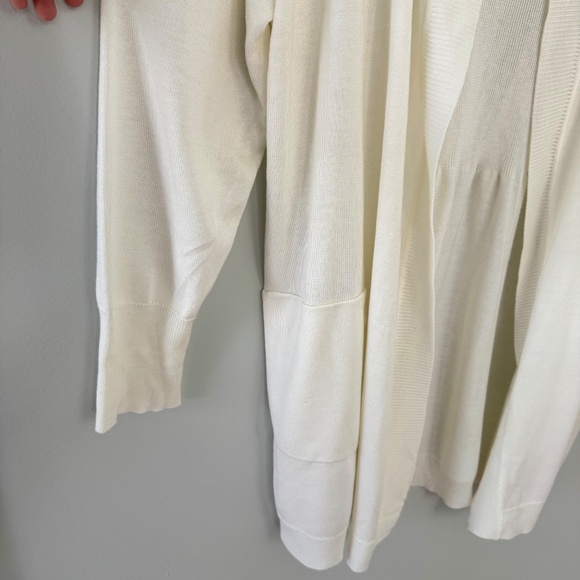 Calvin Klein Off-White‎ Lightweight Cardigan - Picture 3 of 11